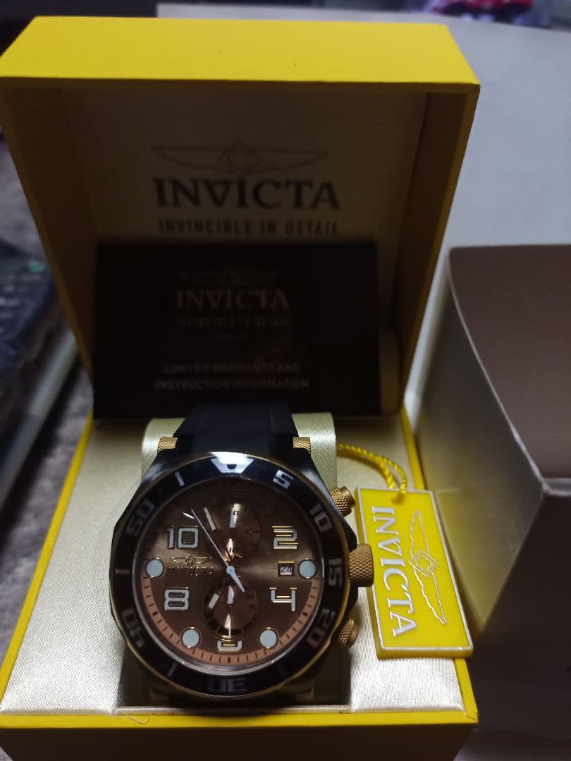 INVICTA メンズ 時計 ラバーベルト ブラウン