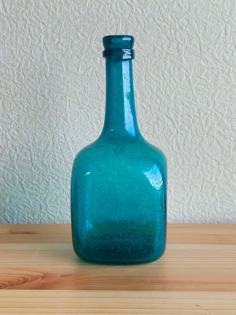 倉敷ガラス　小谷真三　吹きガラス　飾り瓶　花瓶　花入