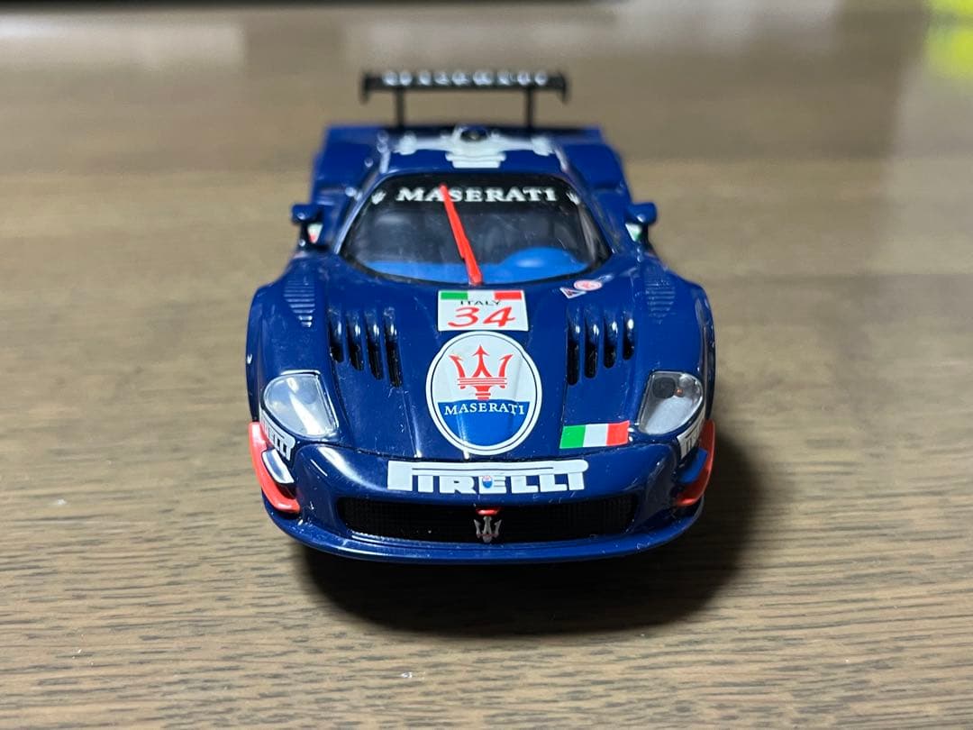 マセラティ MC12 FIA GT Imola 2004 スロットカー