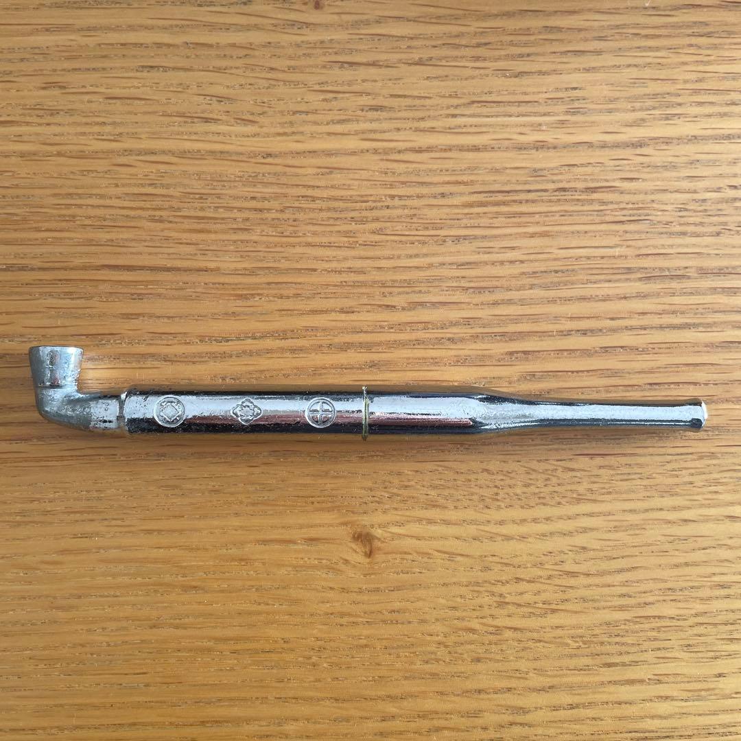 煙管　キセル　パイプ　銀色