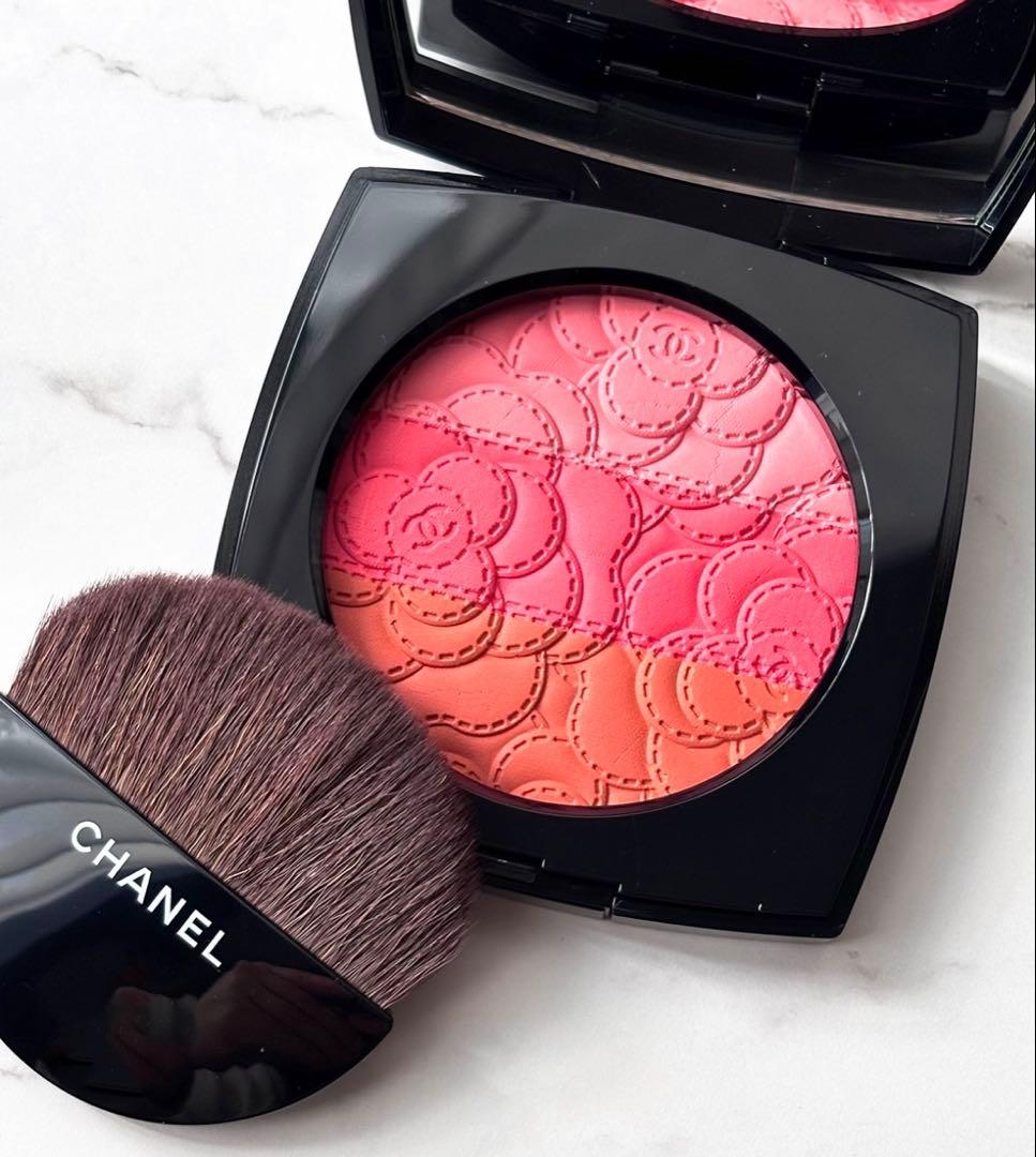 CHANEL/シャネル♡特別限定品！カメリアフトゥーラ/パウダーチーク