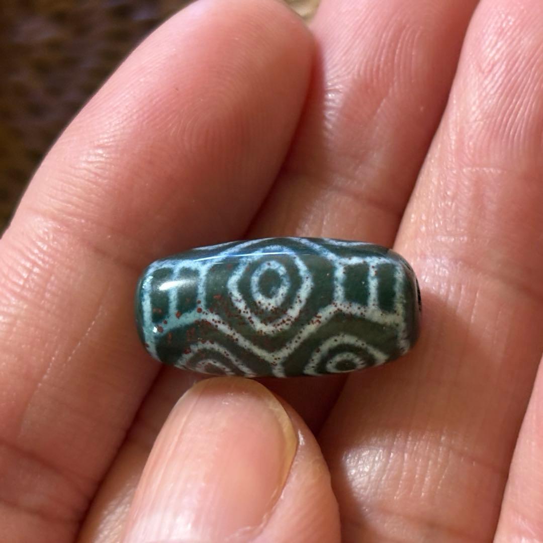 赤朱砂入り‪ෆ‪.*・゜龍眼天珠(*´˘`*)