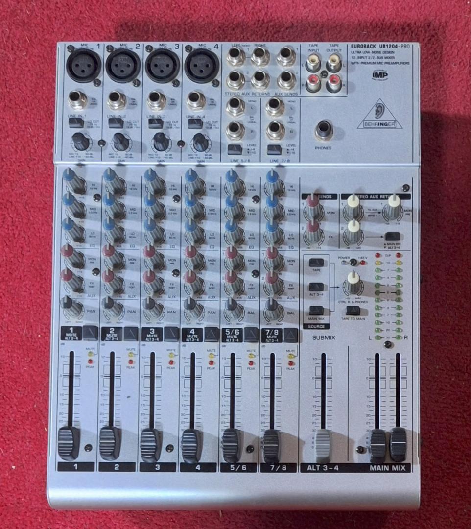 Behringer Eurorack UB1204PRO （本体）＋電源ケーブル Behringer Eurorack UB1204PRO （本体）＋電源ケーブル Behringer