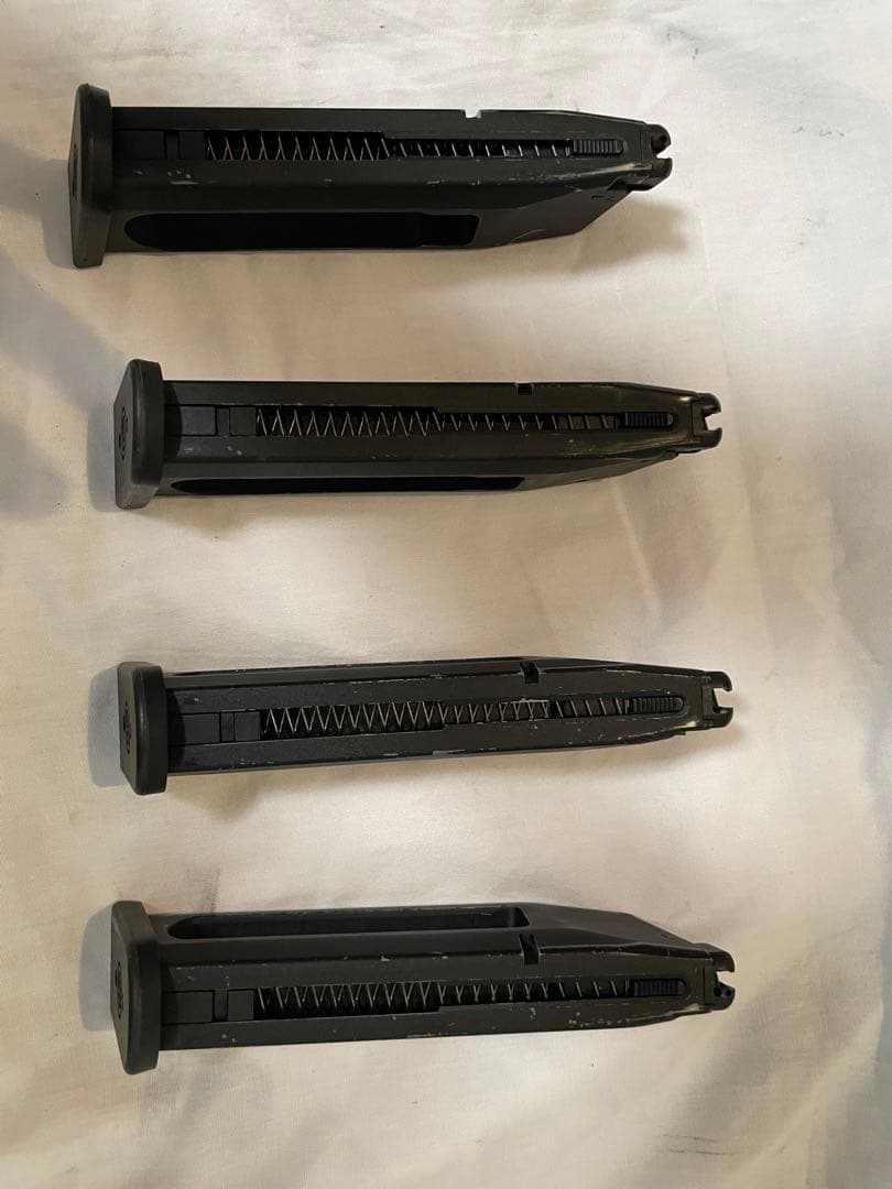 【ジャンク扱い】carbon8 p09マガジン 4個セット