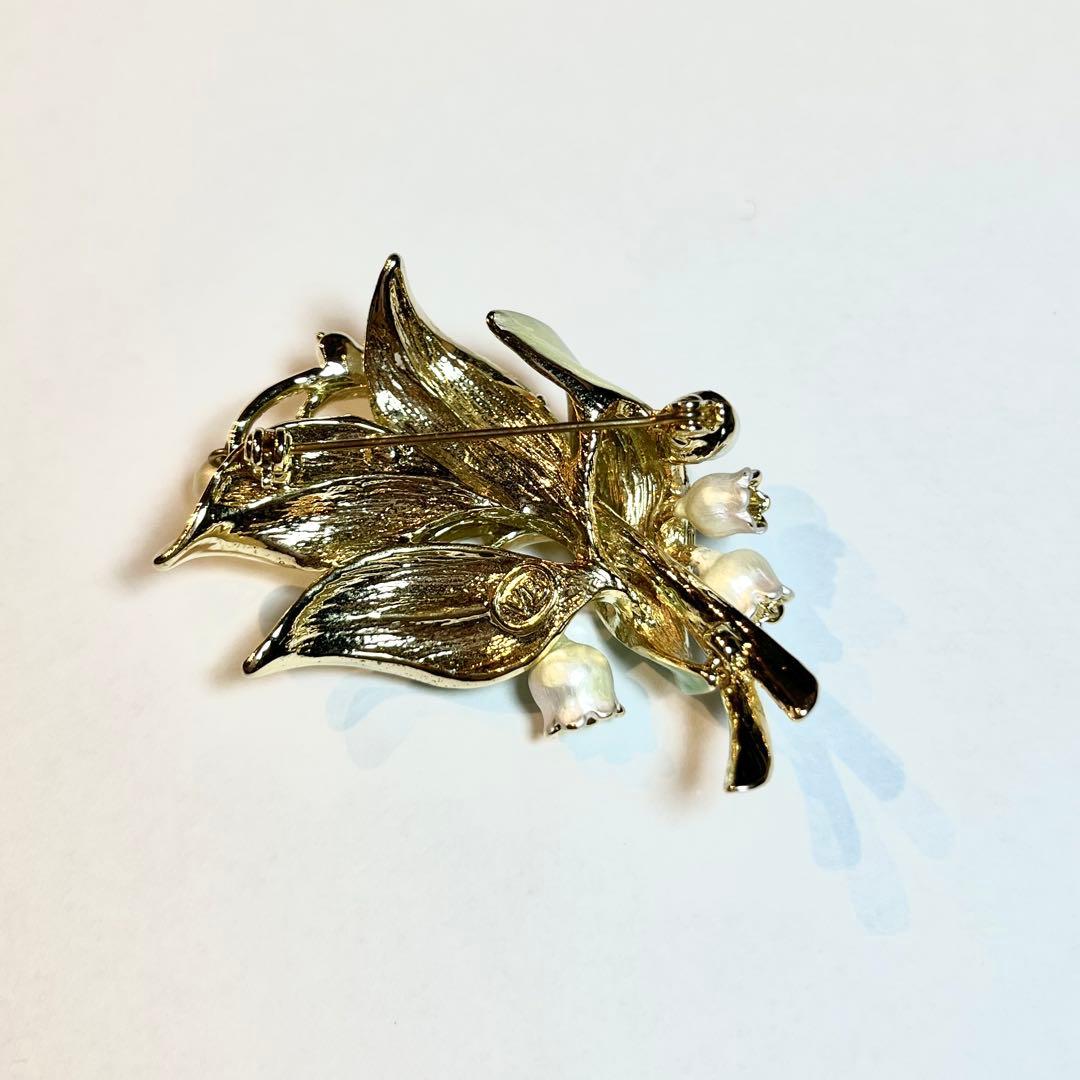 ヴァンドームブティック ブローチ スズラン すずらん 帯留め 代用