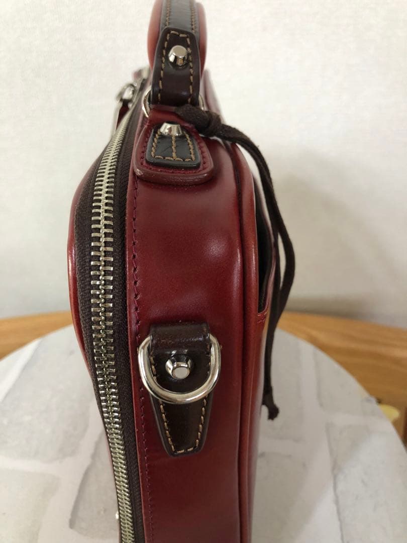 美品Kiefer neu Ciao ミニBoxブリーフ B5サイズ レザー