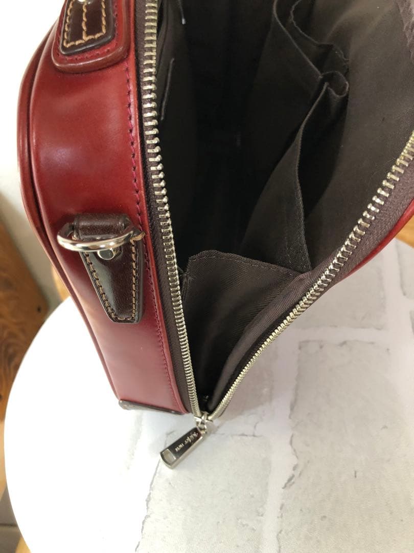 美品Kiefer neu Ciao ミニBoxブリーフ B5サイズ レザー