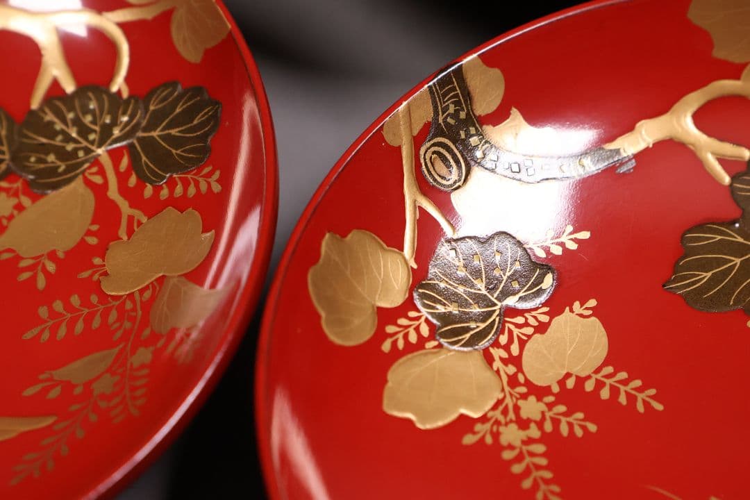 【MA776】時代木製漆器 桐鳳凰・菊 金蒔絵 朱塗 引盃 五客 木製漆器 小皿