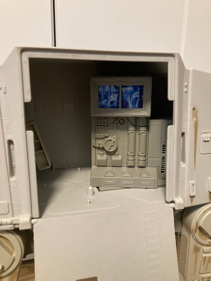 スターウォーズ　AT-AT　トイザらス限定　3.75 フィギュア