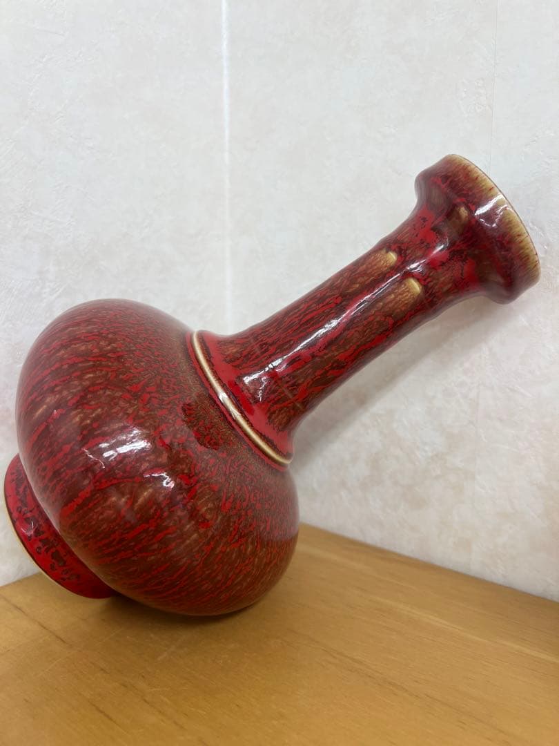 中国清朝　康熙年製紅釉長頸瓶骨董　唐物　アンティーク　古美術品　骨董　江戸　青磁