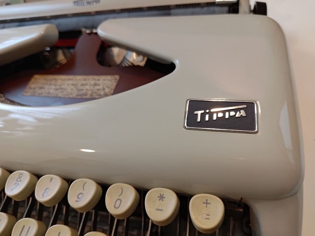 完動品】TRIUMPH Tippa タイプライター（ドイツ製）ケース付き