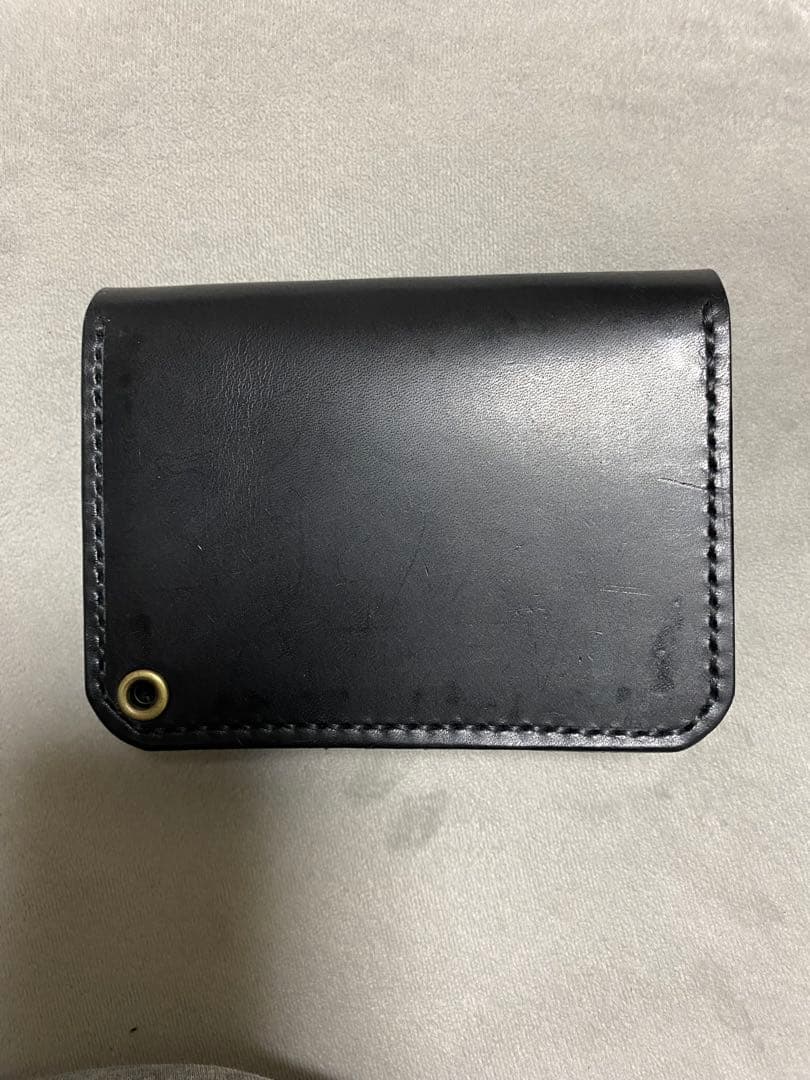 【姫路レザー】ミニトラッカーウォレット　ブラック クロスコンチョ