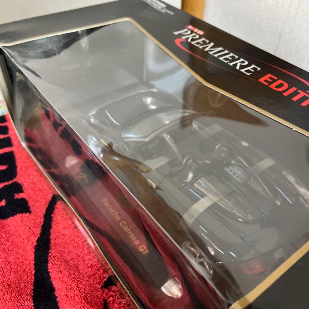 自動車 Maisto Porsche Carrera GT Premiere