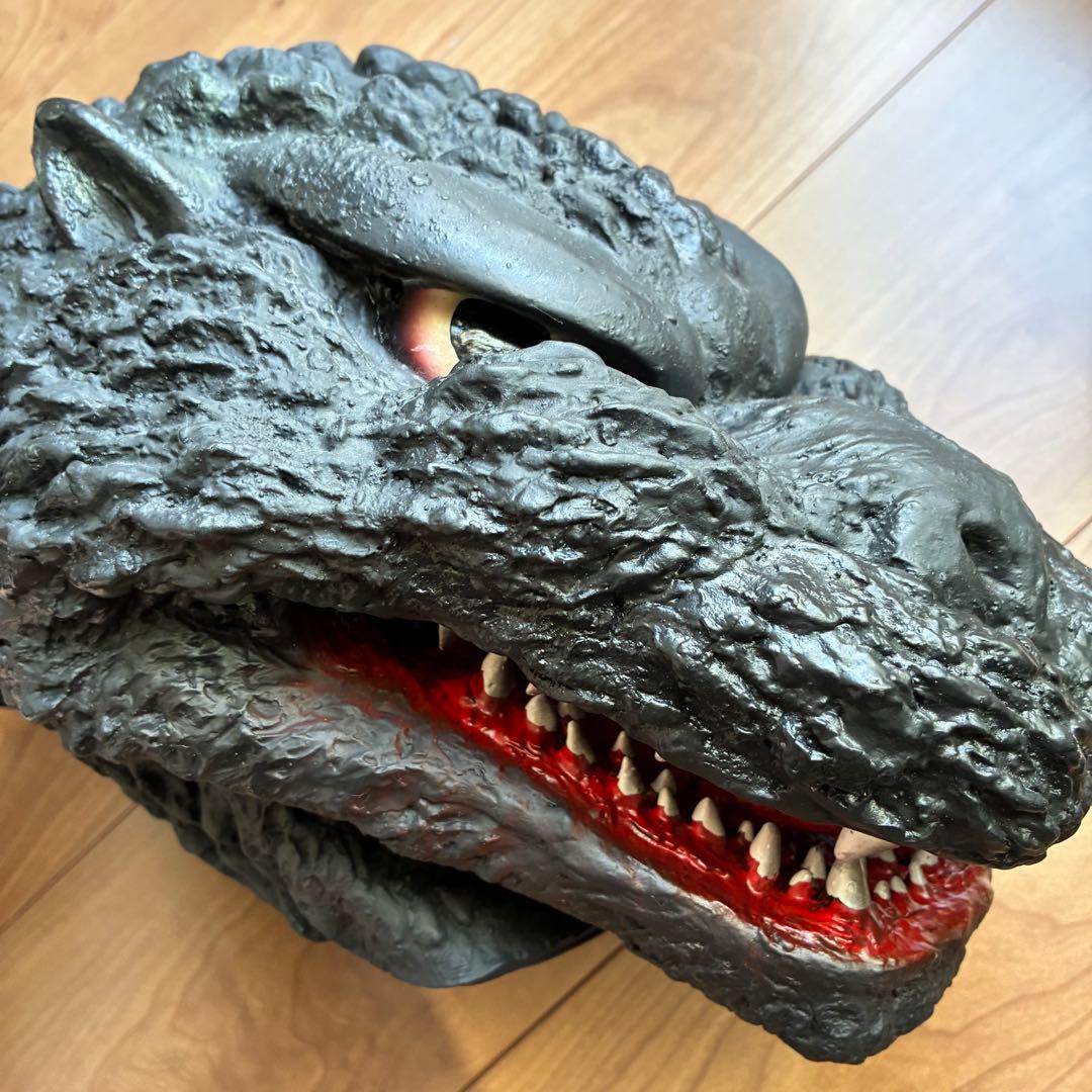 ゴジラ マスク ビオランテ JAPAN TOYS GODZILLA フィギュア