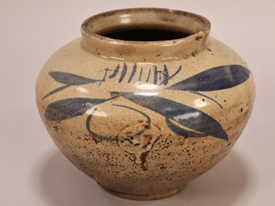 BK403 朝鮮美術 李朝 染付 壷 高さ約13㎝ 白磁 古美術 古道具 時代