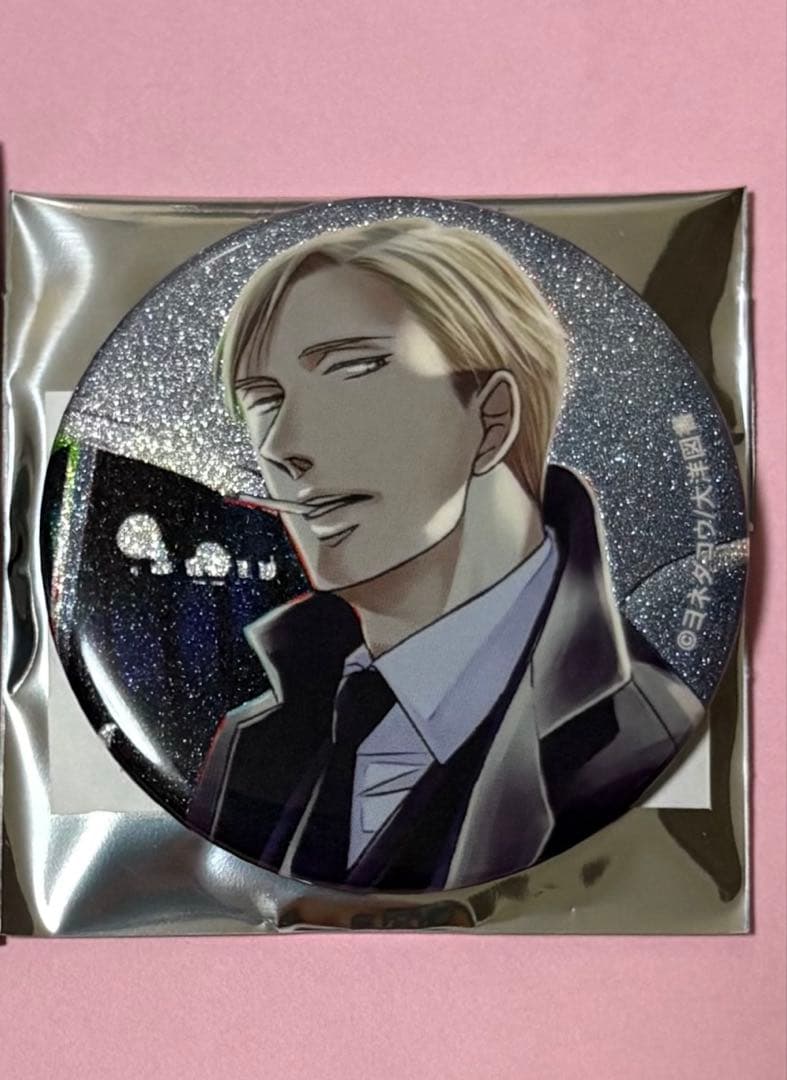 ヨネダコウ 囀る鳥は羽ばたかない アニメイト限定グリッター缶バッジG