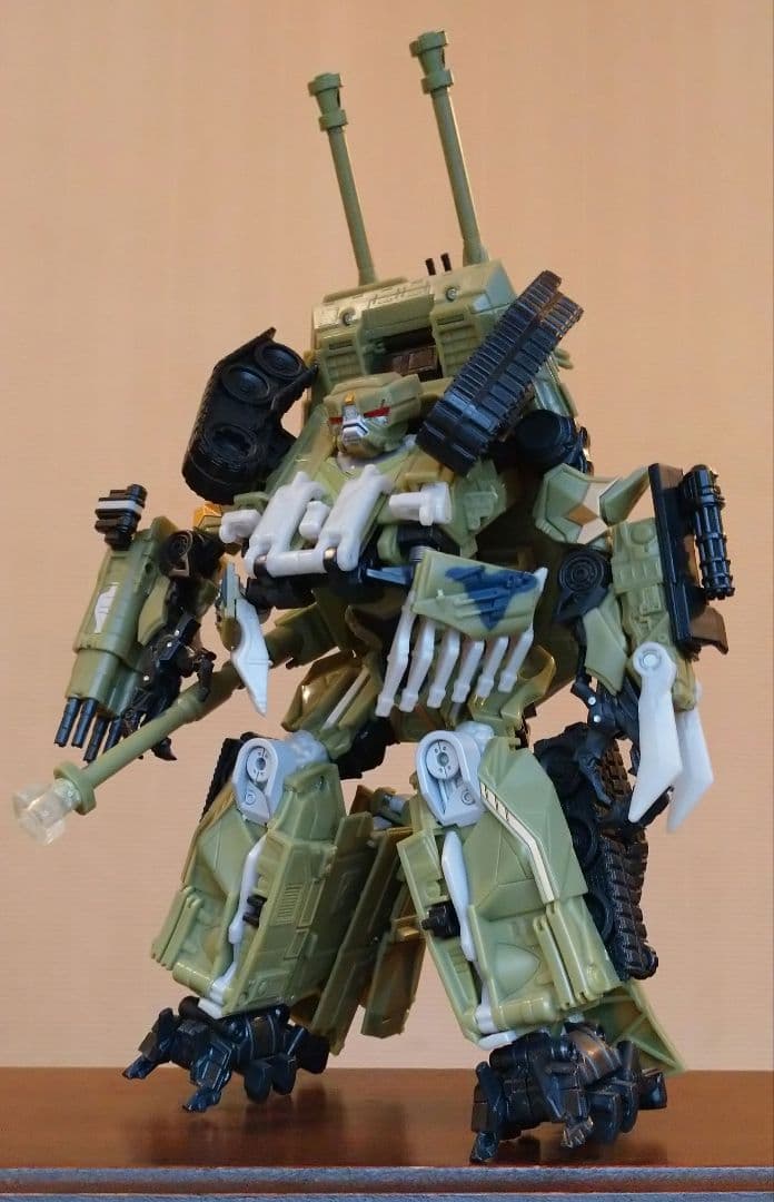 トランスフォーマー ブロウル