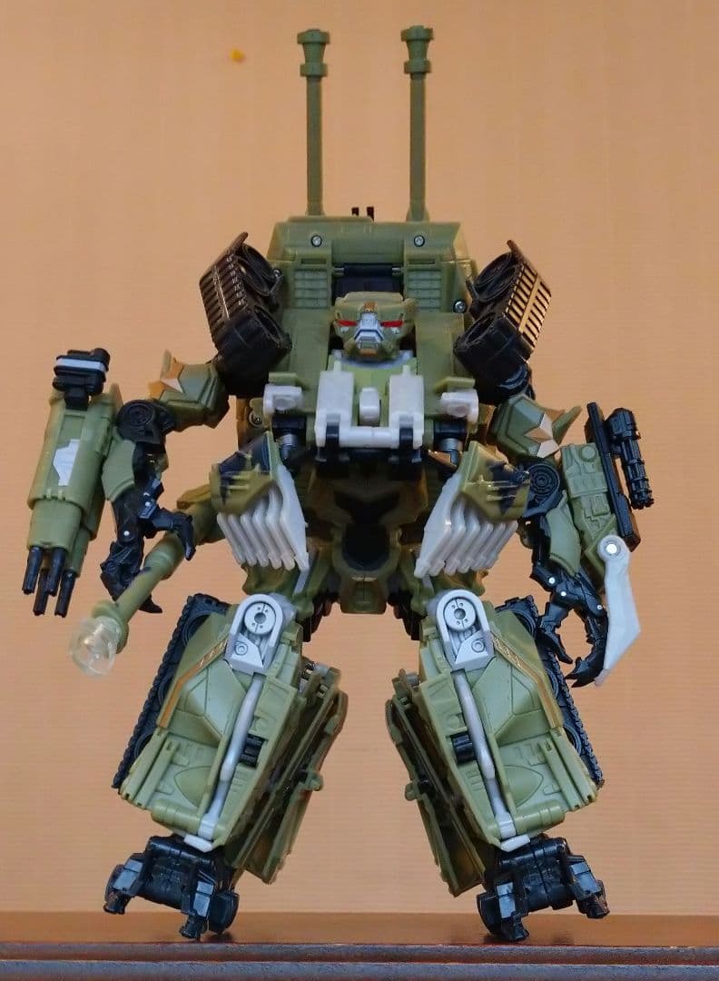 トランスフォーマー ブロウル