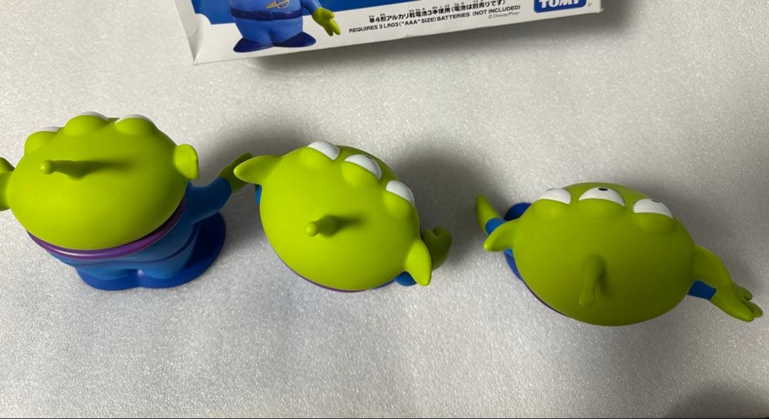 トイストーリー　リアルサイズ　トーキングフィギュア　エイリアンセット