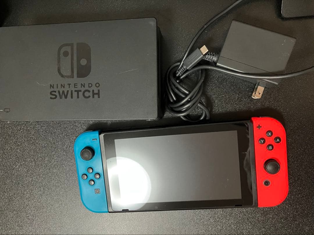 Nintendo Switch 本体 、カバー、アダプタ