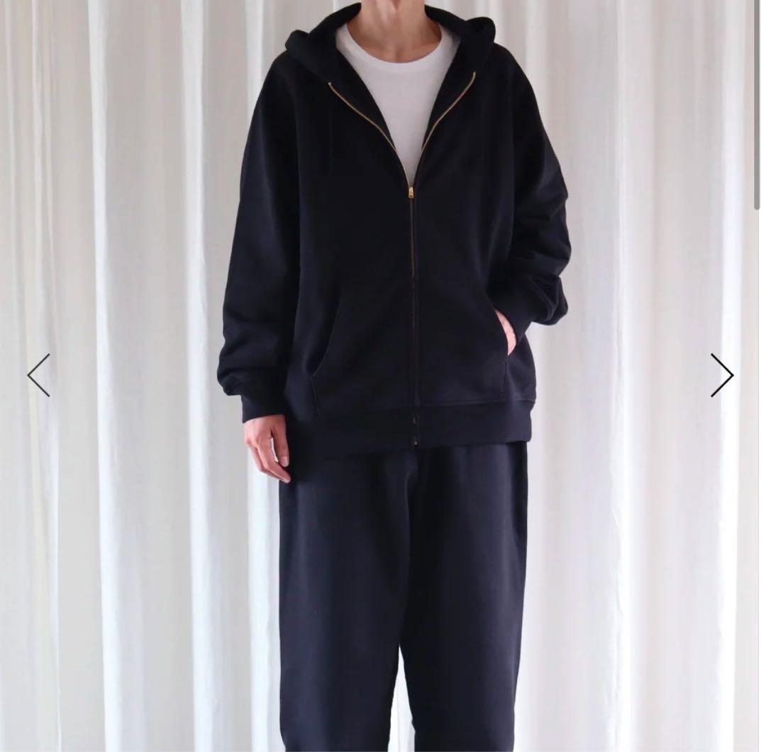 【COMOLI】コットン裏毛 ジップパーカ&パンツ　セットアップ