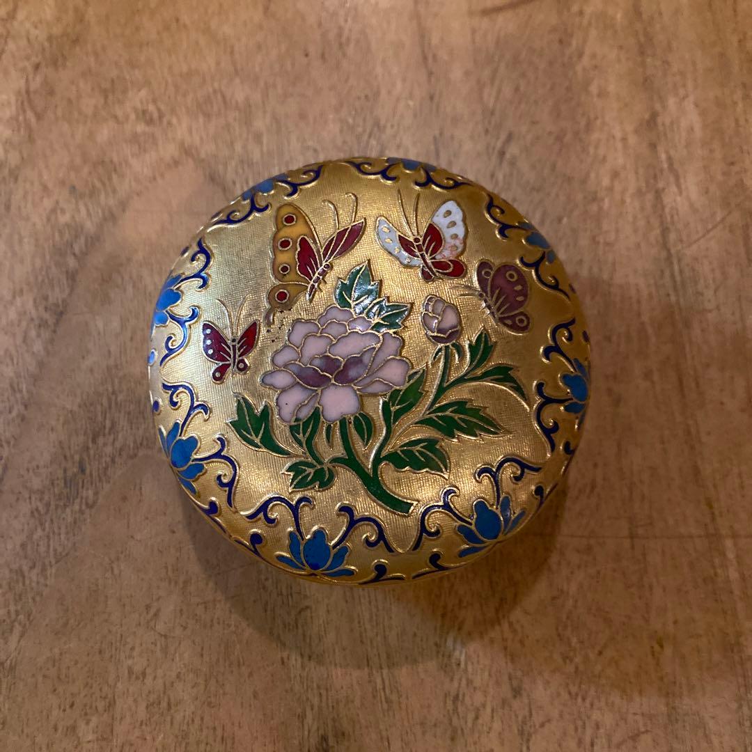 中国骨董 七宝 香合 アンティーク 美術品 茶道 道具 785『七宝 花蝶