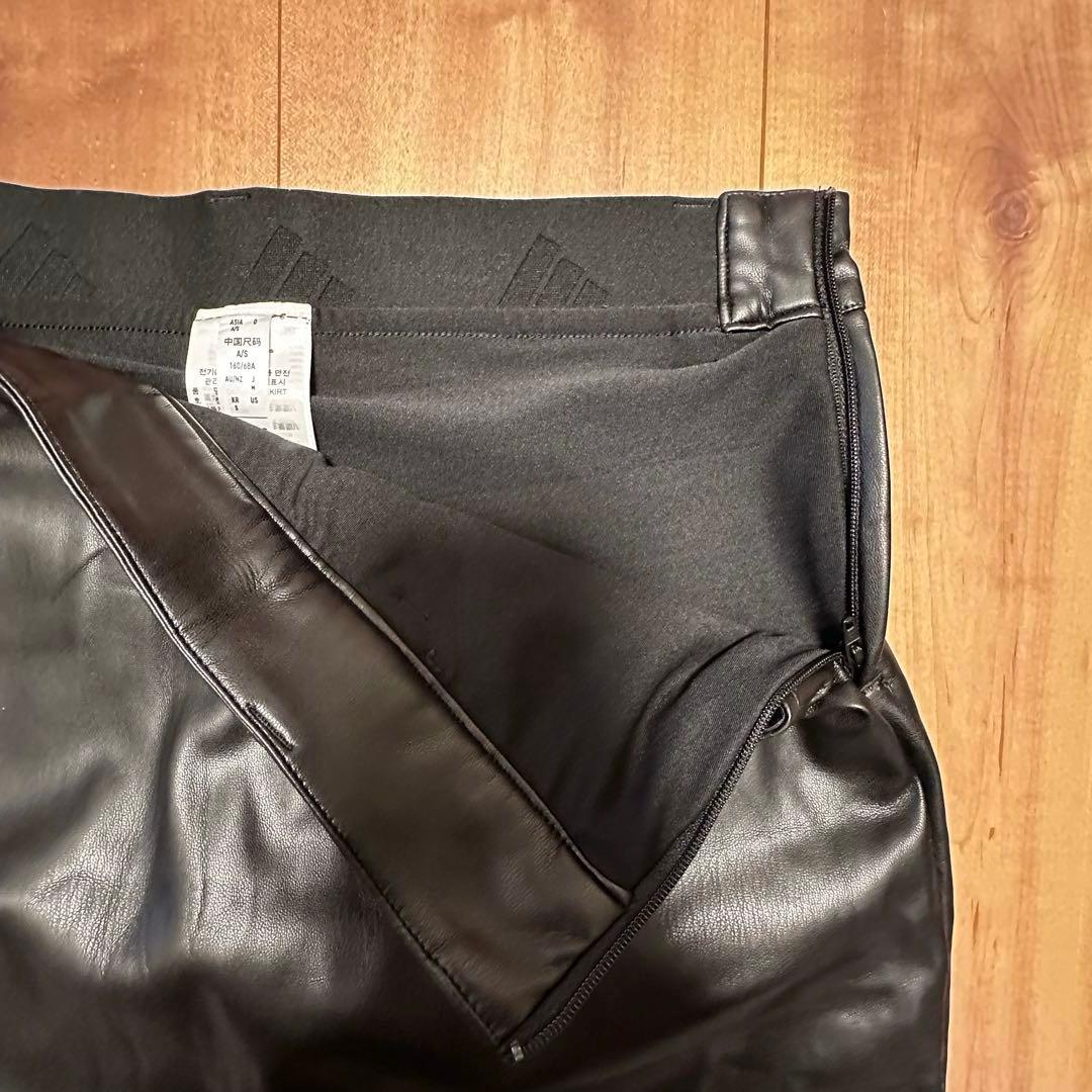 モックネック　ビックシルエット　長袖　ニット　レザースカート　セットアップ　秋冬