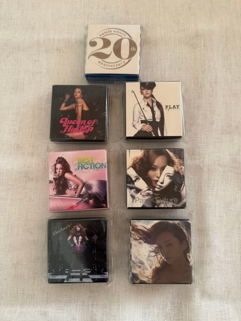 新品未開封】安室奈美恵20th Anniversaryプレイボタン7種類セット 新品