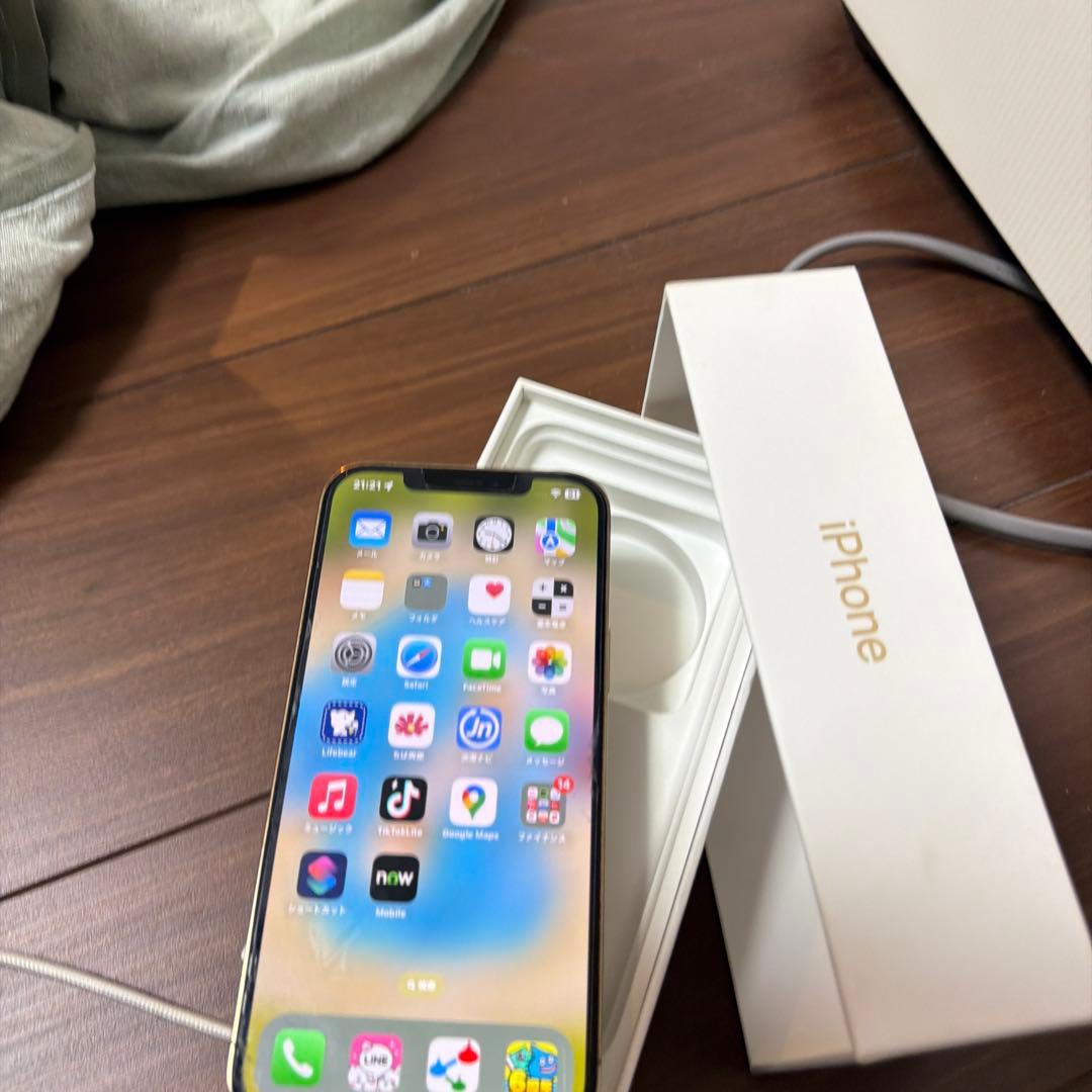 iPhone 12 Promaxゴールド本体　木村様のみ購入可能