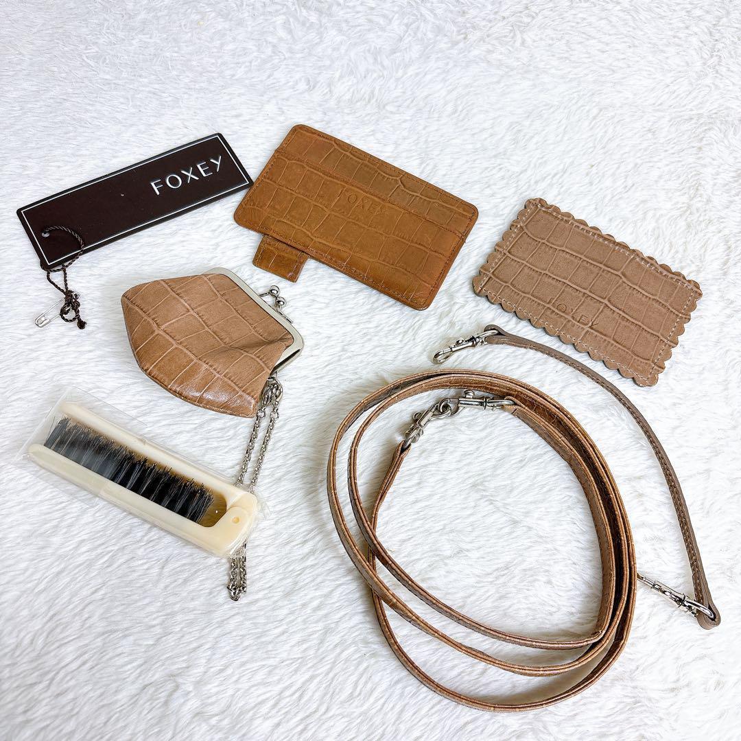 FOXEY マカロンバッグ 型押し everyday success bag