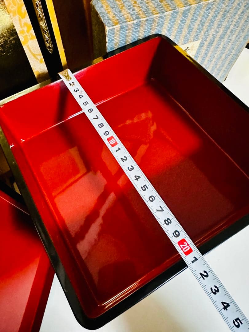 ３段重　黒漆笹絵