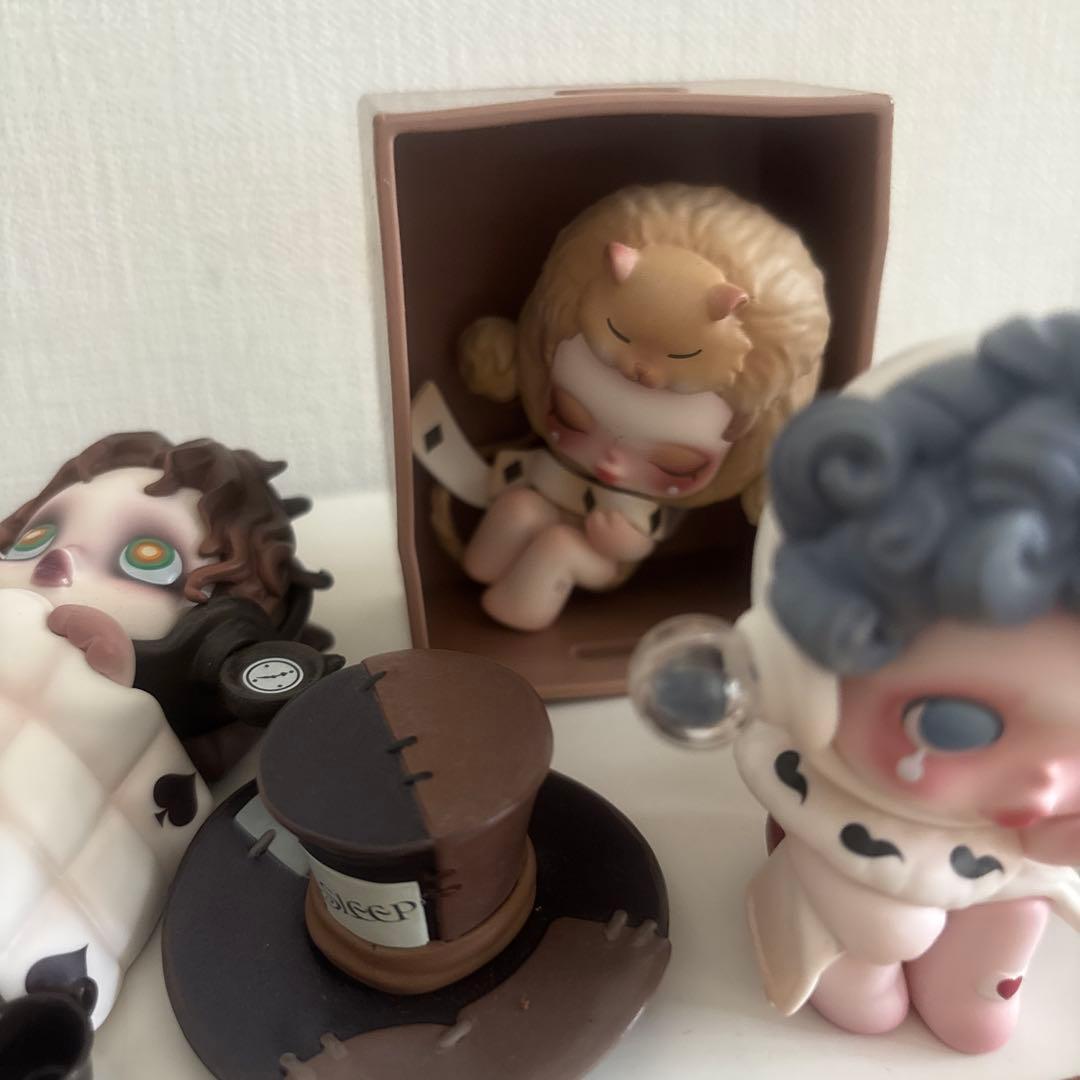 k187様⭐︎POP MART ×SKULLPANDA 不思議の国のアリス