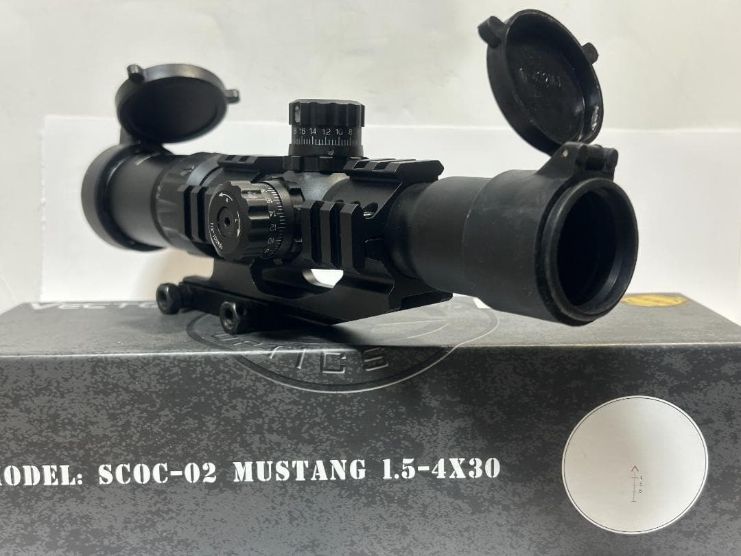 ベクターオプティクス Mustang 1.5-4x30 タクティカルスコープ