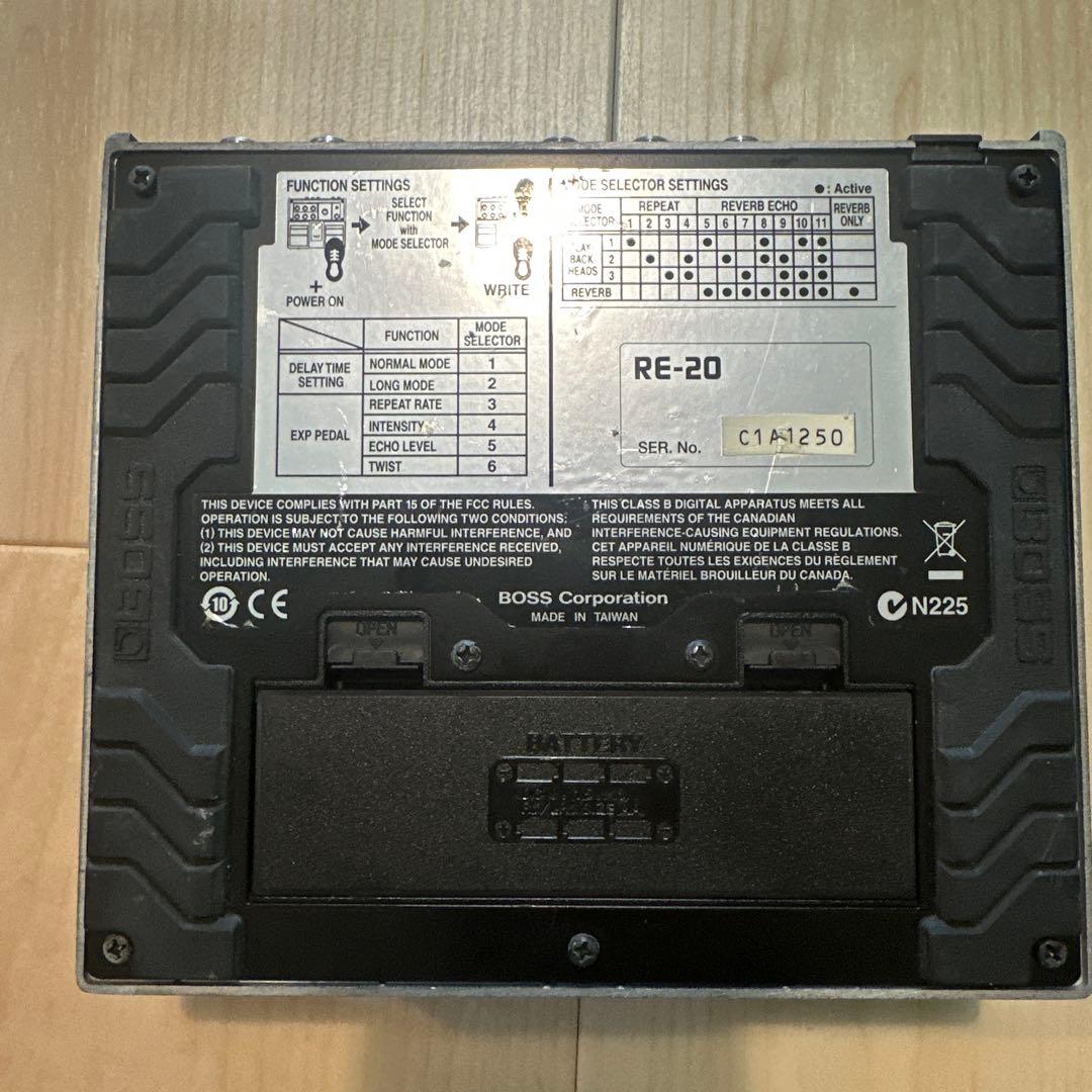 BOSS RE-20 エコー・リバーブペダル FS-5U付き