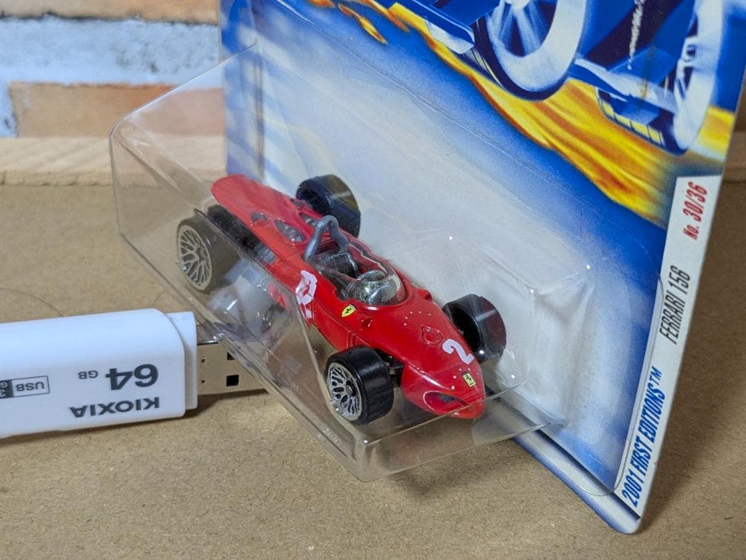 Hot Wheels Ferrari 156 ミニカー 赤