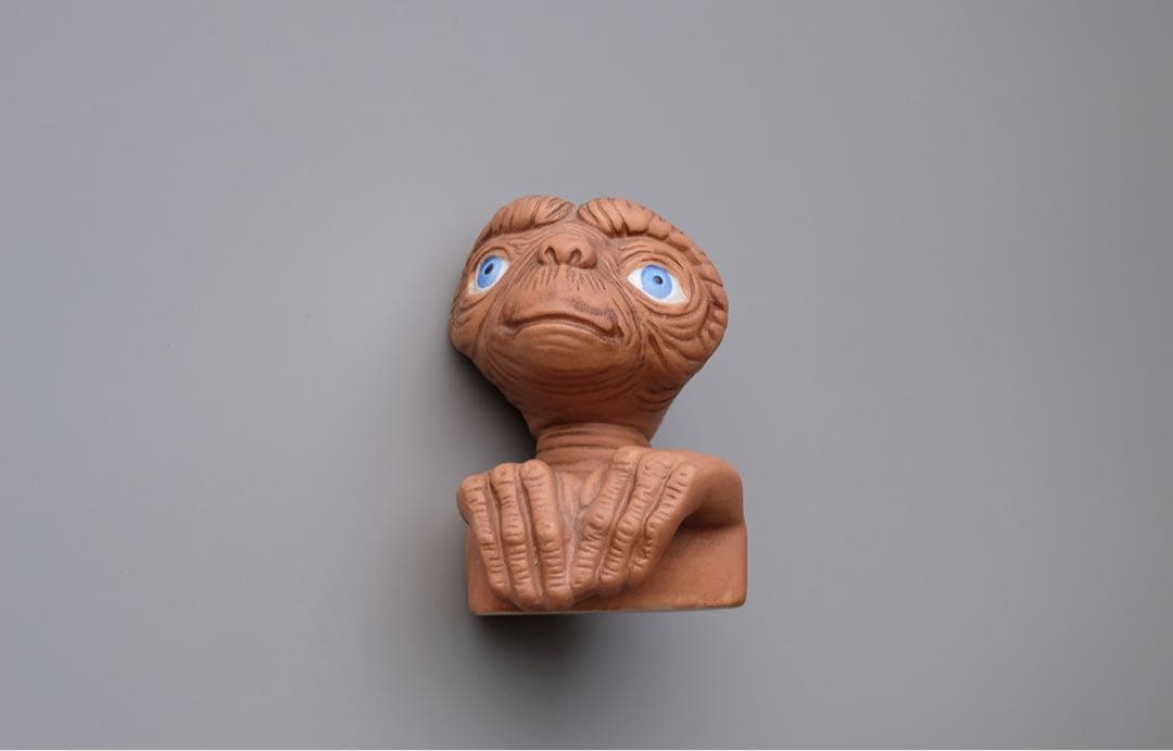 E.T. フィギュア 陶器 ヴィンテージ 1983 AVON フチ子 ユニバ