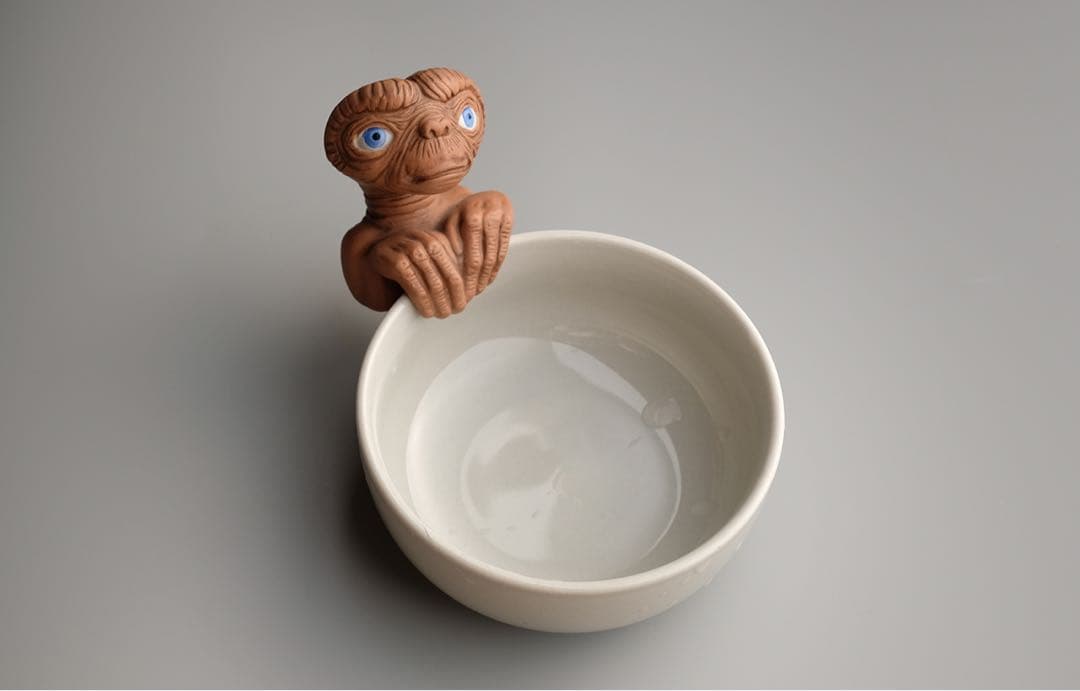 E.T. フィギュア 陶器 ヴィンテージ 1983 AVON フチ子 ユニバ