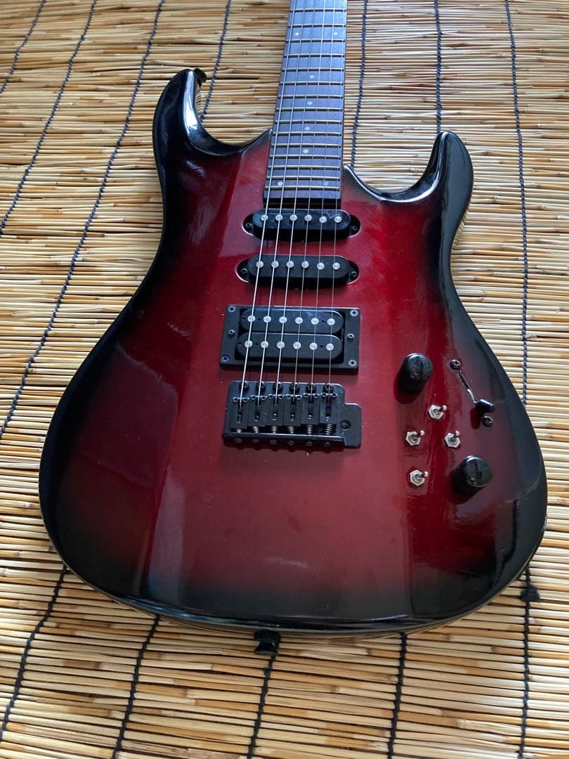 ☆高貴なダークレッド　新機能満載Aria Pro II ST