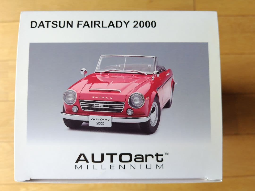 オートアート 1/18「DATSUN FAIRLADY 2000」