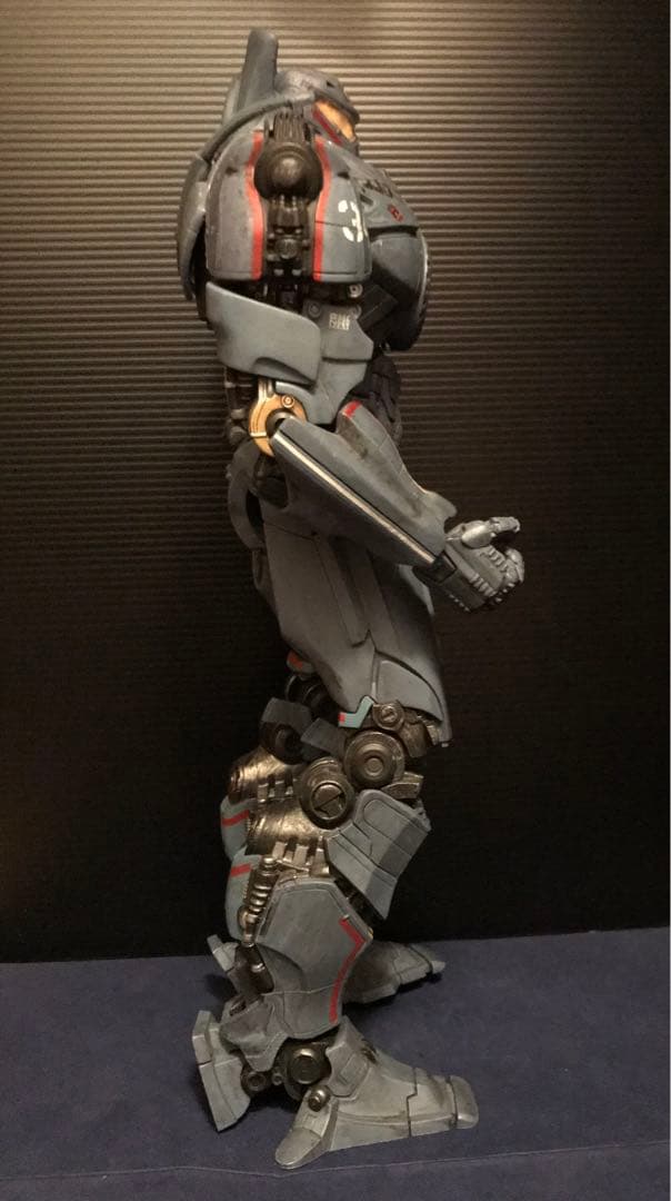 NECA『 パシフィックリム 』ジプシー・デンジャー 18インチDXフィギュア