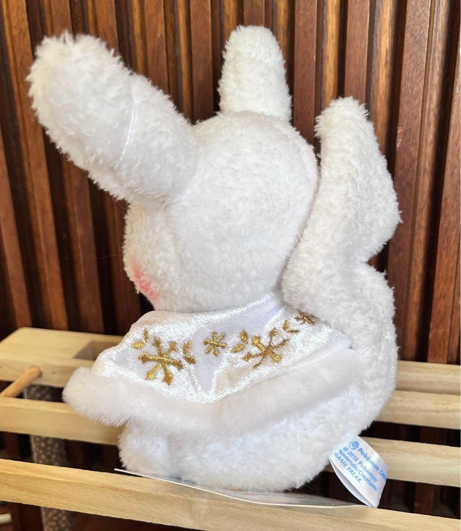 ポケモンセンター　2016年 ぬいぐるみ　クリスマス　白い　雪　ピカチュウ