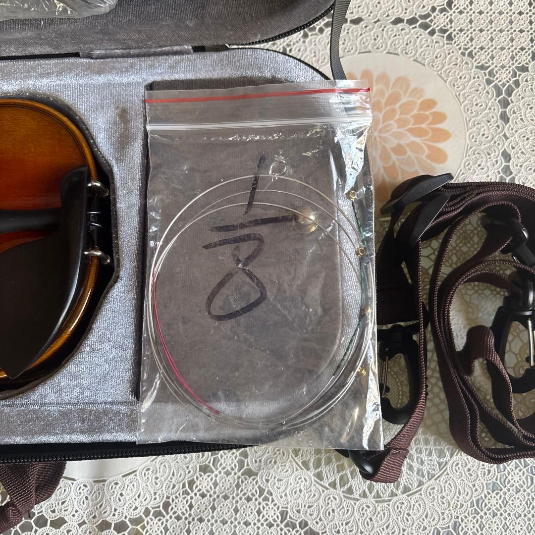 1/8 melody strings 子供用バイオリン新品　値下げ