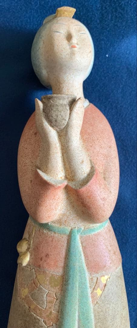 加賀伝統工芸品、紺谷力作「閼伽（あか)人形」