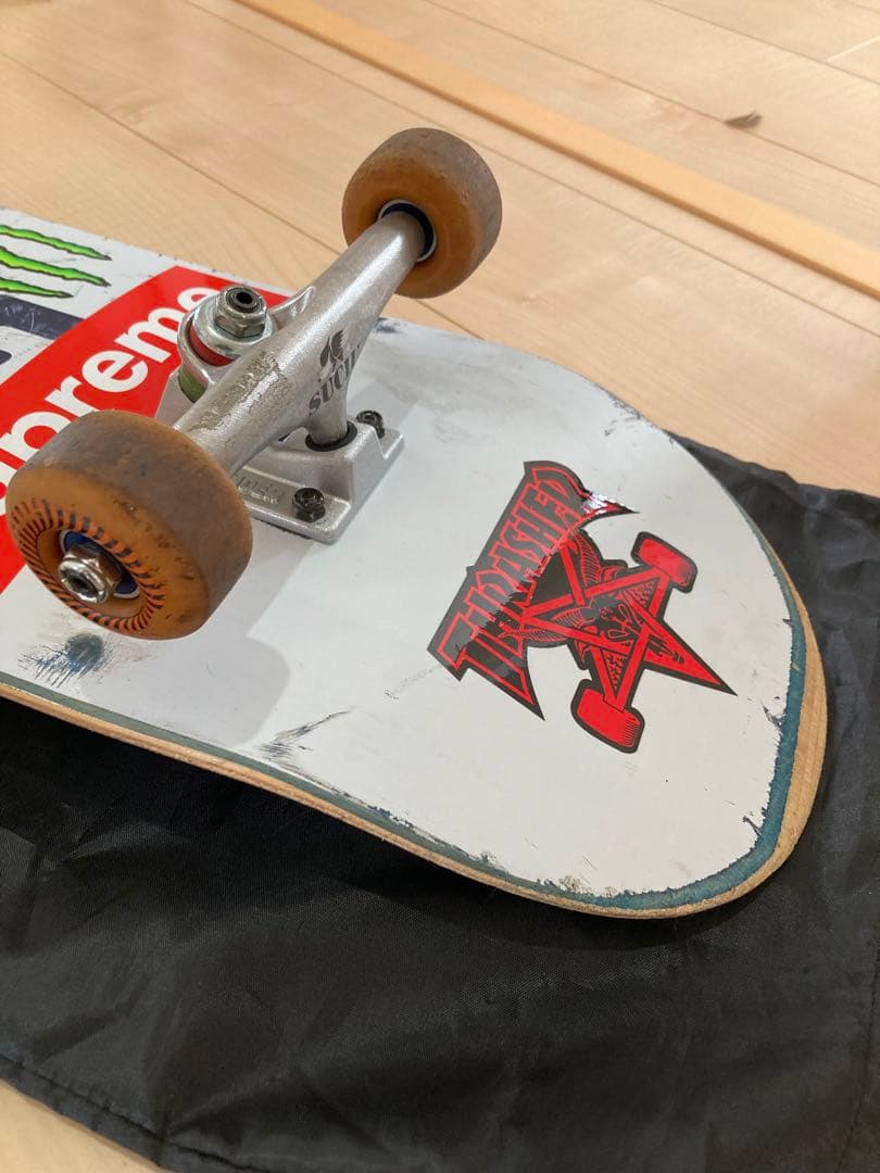 スケボー スケート スケートボード デッキ コンプリート THUNDER ホロー