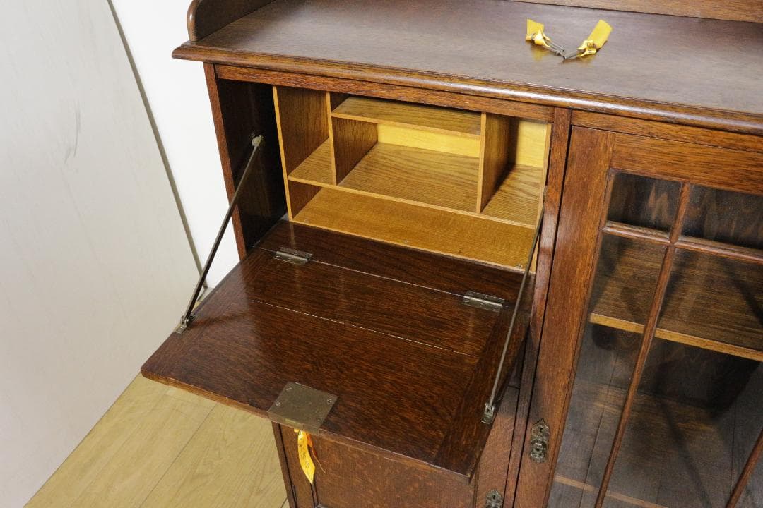 ☆CAURSES AU AN TIQUES☆キャビネット☆木製アンティーク家具☆