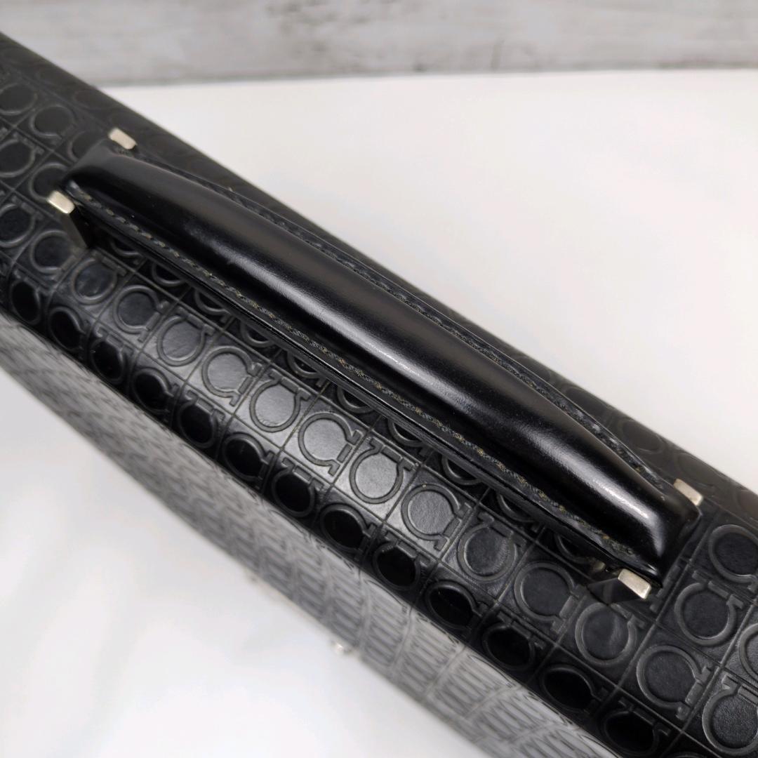 サルヴァトーレフェラガモ ビジネスバッグ ガンチーニ A4 2way ブリーフ