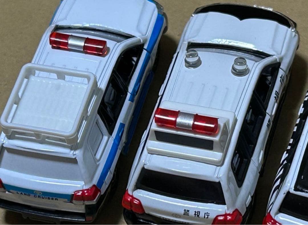 トミカ トヨタ ランドクルーザー 3台セット