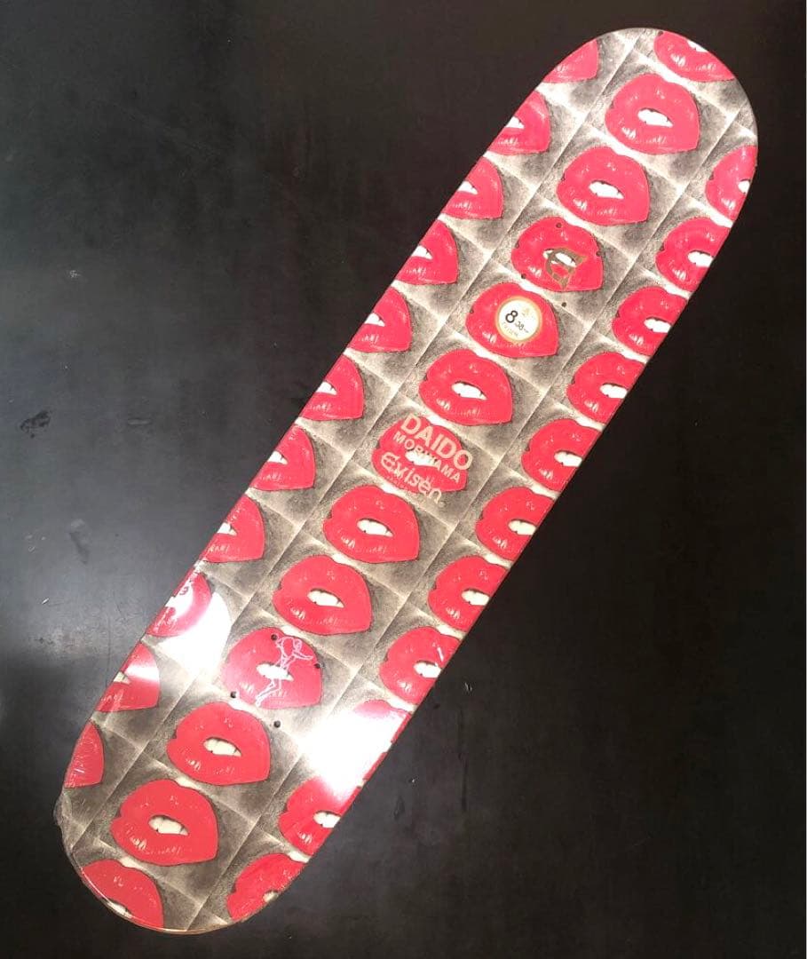 森山大道　エビセンスケートボードデッキ　絶版品　アート作品　入手困難　マニキュア