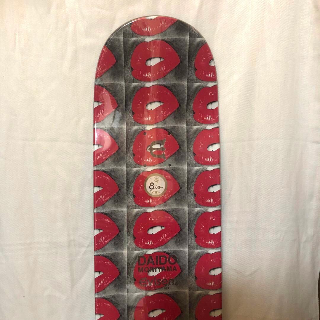 森山大道　エビセンスケートボードデッキ　絶版品　アート作品　入手困難　マニキュア