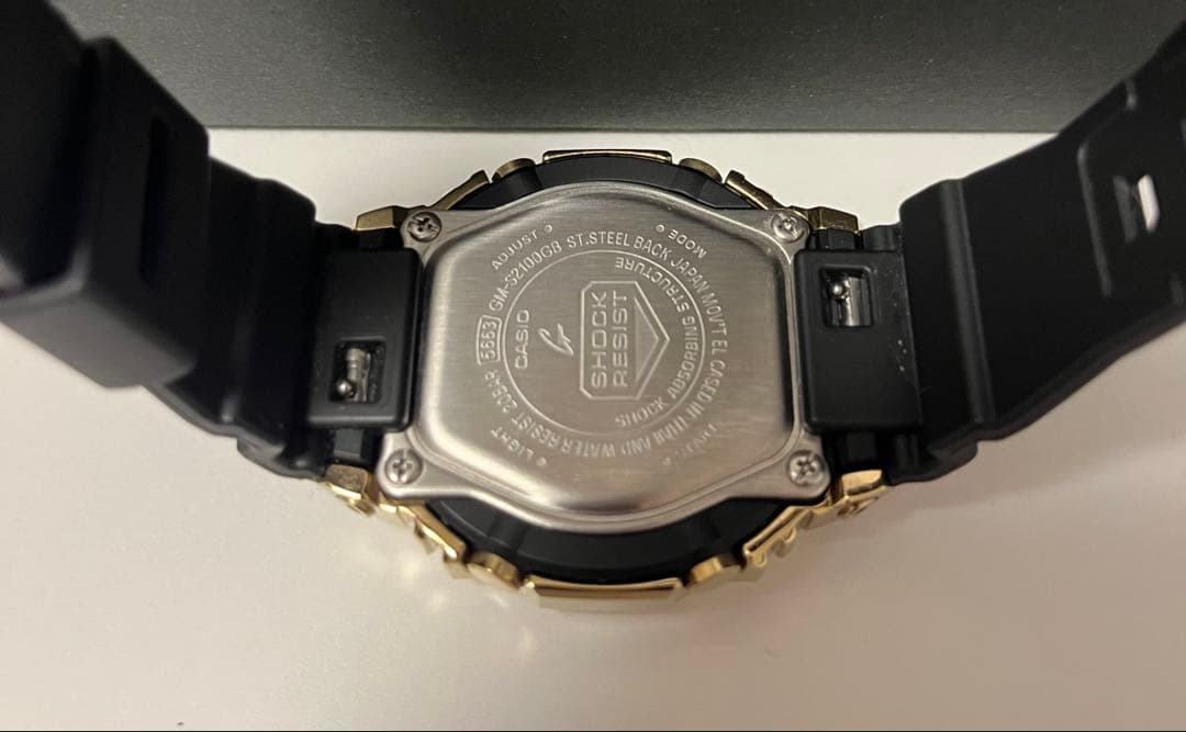 G-SHOCK　GM-S2100GB-1AJF ゴールド/ブラック　Gショック